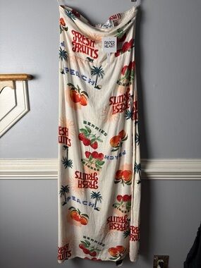 Paper Heart Cream 'Fresh Fruits' Print Maxi Dress Very cute. Rayon/Linen